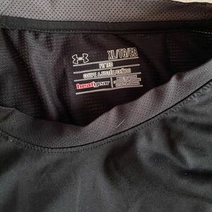 Under Armour Shirts - Under Armor shirt Under Armour Shirts - Under Armor shirt